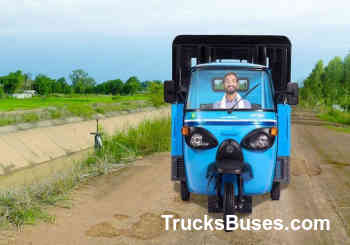 Altigreen neEV Rahi 3 Wheeler Images